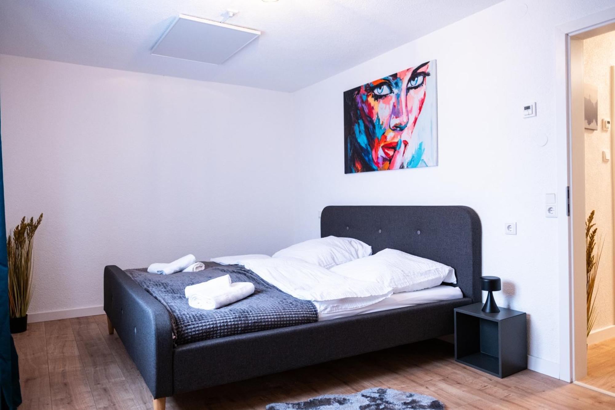 Klassen Apartments! Stadtnahes Ferienhaus* Mit Terrasse In Aulendorf * Fuer 6-8 Personen 외부 사진