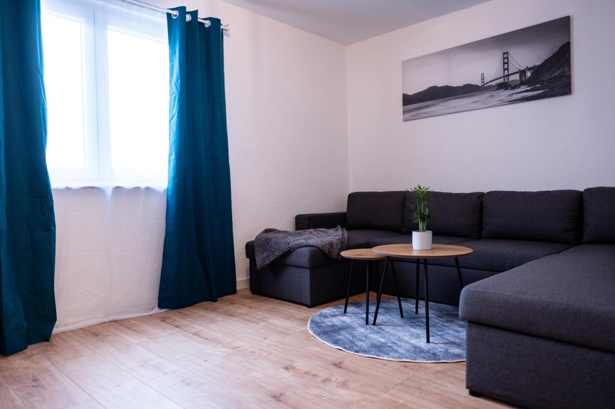 Klassen Apartments! Stadtnahes Ferienhaus* Mit Terrasse In Aulendorf * Fuer 6-8 Personen 외부 사진