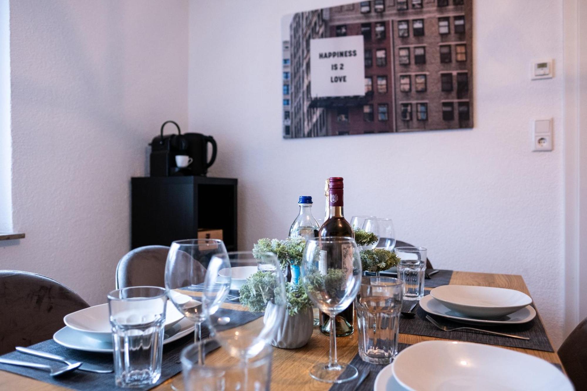 Klassen Apartments! Stadtnahes Ferienhaus* Mit Terrasse In Aulendorf * Fuer 6-8 Personen 외부 사진
